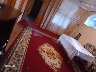new house əmlak şirkəti: 4 kv. m, 5 otaqlı, Hovuzsuz, Artezian quyusu, İnternet, Telefon — 2