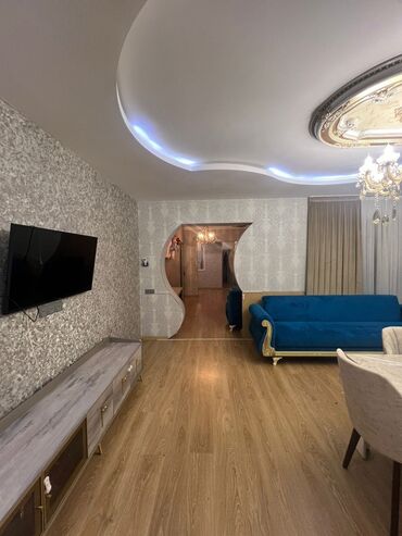 Köhnə tikili: Bakı, 8-ci mikrorayon, 4 otaqlı, Köhnə tikili, m. Azadlıq Prospekti, 100 kv. m — 3