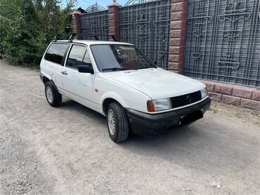 Volkswagen: Volkswagen Polo: 1990 г., 1.1 л, Механика, Бензин