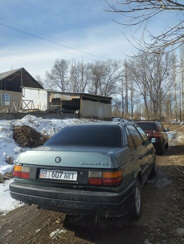 бампер на пассат б3: Volkswagen Passat: 1988 г., 1.8 л, Механика, Бензин, Седан