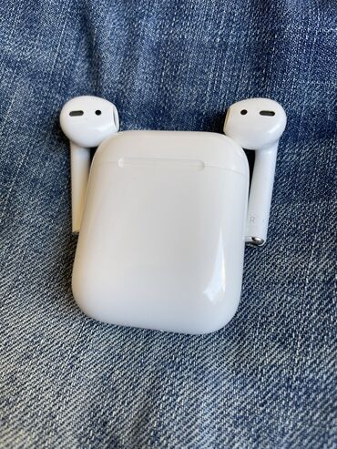 airpods orjinal: Original Apple Airpods 2 Cox az istifade olunub, zaradka super