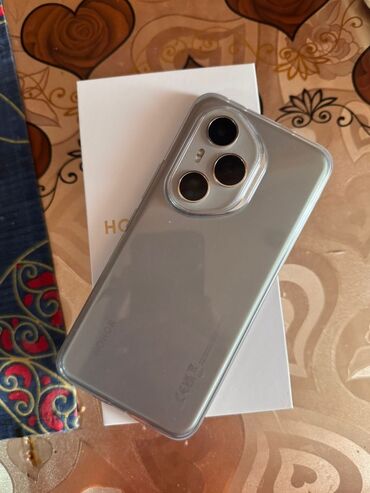 basavik qutu: Honor 400 Pro, rəng - Boz, Barmaq izi