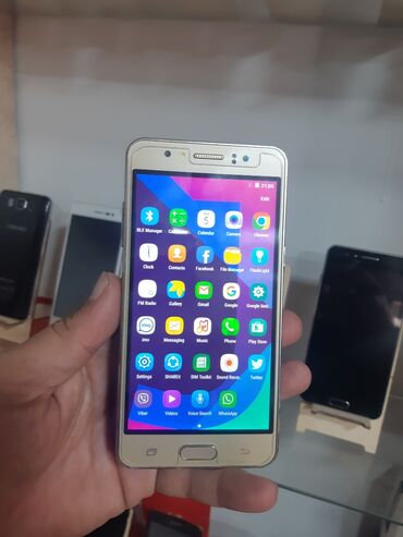 Samsung: Samsung 16 GB, Sensor