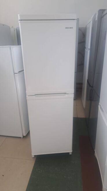 Холодильники: 2 двери Beko Холодильник Продажа, цвет - Белый, С колесиками