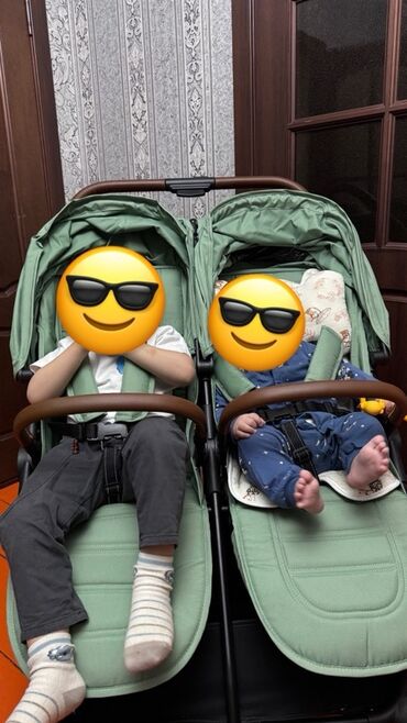 коляска для двоих детей разного возраста: Коляска, Б/у