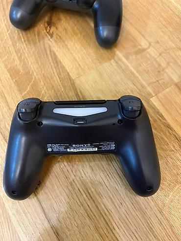3 d panel: Sony PlayStation 4 paketi diskde var football 2 dene Tərkib: - PS4 — 2