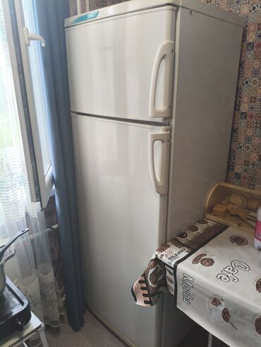 монитор кант: Муздаткыч Stinol, Колдонулган, Эки эшиктүү, 170 *