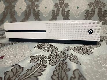 Игры для Xbox: Продаю приставку Xbox в отличном состоянии. Полный комплект, работает — 4
