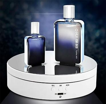 Ostali kućni aparati: Nov rotirajući sto radi na USB kabal. USB Kabal je dugačak 1 m. Može — 1