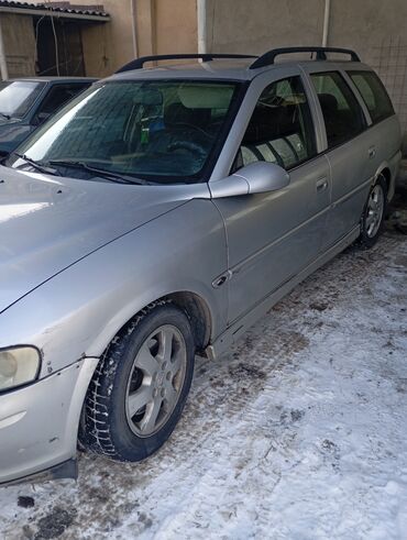 сиденья автомобиля: Opel Vectra: 2001 г., 1.6 л, Механика, Бензин, Универсал