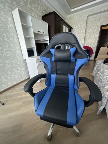 регулируемый стол для компьютера: Игровое кресло