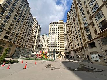 zabrat ev: 4 otaqlı, Yeni tikili, 93 kv. m — 1