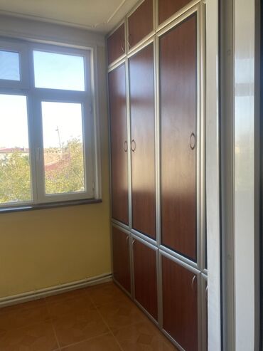 Yeni tikili: Mənzildə təqdim olunan sahələr: - Səliqəli vanna otağı: künc akril — 10