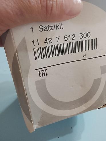 en keyfiyyetli motor yağları: Məhsul: Yağ filtri komplekti (Satz/kit) Təzədir. Detal nömrəsi: 11 42 — 2