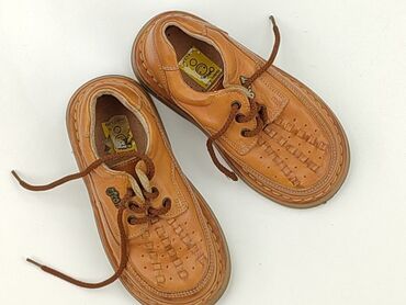 klapki birkenstock czarne lakierowane: Buty sportowe 20, Używany