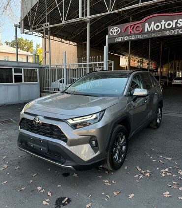 Mercedes-Benz: Toyota RAV4: 2023 г., 2 л, Вариатор, Бензин, Кроссовер