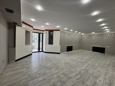 продажа дома в бишкеке: Сдаю Магазин, В жилом доме, 140 м² Не действующий, Без оборудования, С ремонтом, Вода, Канализация, Отопление, Отдельный вход, 1 линия, Комната для персонала