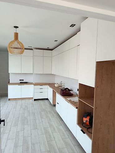 Долгосрочная аренда домов: 200 м², 6 комнат, Забор, огорожен — 10