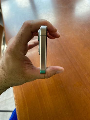 apple iphone: IPhone 15 Pro, 128 GB, Natural Titanium — 5