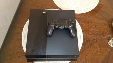 ps2 memory card: Sony PlayStation 4 (PS4) konsolu + 1 ədəd DualShock 4 pultu lalafo.az -da ps2 memory card: Sony PlayStation 4 (PS4) konsolu + 1 ədəd DualShock 4 pultu