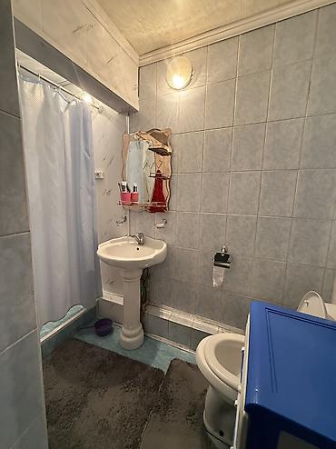 Продажа коттеджей и домов: Продаем дом. ул.Куренкеева/Осмонкулова р-н Старого автовокзала at lalafo.kg — 9 Продажа коттеджей и домов: Продаем дом. ул.Куренкеева/Осмонкулова р-н Старого автовокзала — 9