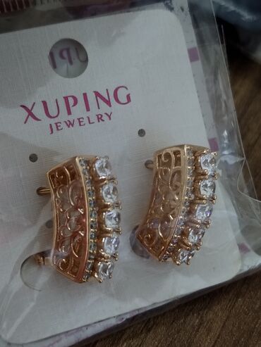 Sırğalar: Mağaza bağlanıb əldə qalan bujuteriyalar ucuz qiymətə satılır -da lalafo.az — 12 Sırğalar: Mağaza bağlanıb əldə qalan bujuteriyalar ucuz qiymətə satılır — 12