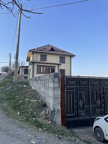 Продажа коттеджей и домов: 🏠шаардан сонун жери Фрунзенский районунан 3 этаж жер уй сатылат 3.5 — 2