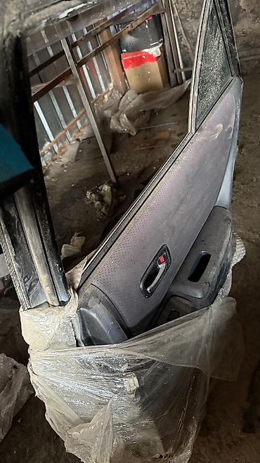 Двери и комплектующие: Дверь Комплект Toyota, Б/у, Оригинал — 30