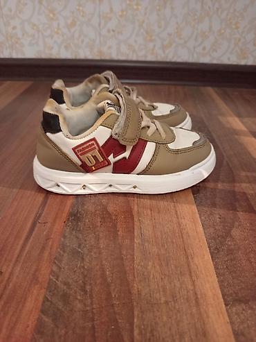 nike react: Детские кроссовки - Тип: повседневные кроссовки для мальчика/девочки — 2