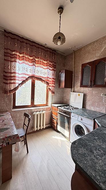 квартира в бишкек: 3 комнаты, 62 м², Аламедин-1 мкр 105 серия, 4 этаж, Требуется ремонт — 4
