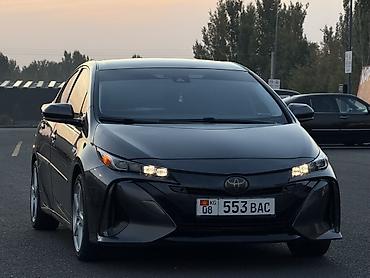 gx 570: Toyota Prius: 2019 г., 1.8 л, Автомат, Гибрид, Хэтчбэк — 2