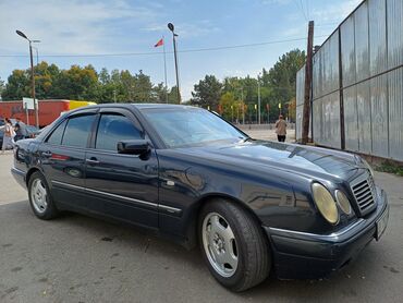 меседес 210: Mercedes-Benz A 210: 1996 г., 2.3 л, Автомат, Бензин, Седан