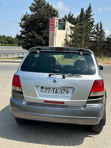 Kia: Kia Sorento: 2.5 l | 2004 il Ofrouder/SUV — 8