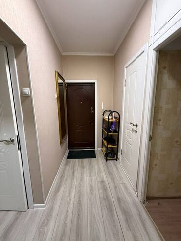 квартиру 3 ком: 3 комнаты, 62 м², 106 серия, 1 этаж, Косметический ремонт