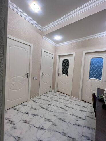 Uzunmüddətli kirayə mənzillər: Mənzil kirayə verilir. Həzi Aslanov metrosu, 22.7 mərtəbə, 3 otaq, 70 — 9