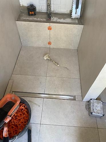 Укладка плитки: Резка плитки, Подготовка стен для укладки, Подготовка стен для грунтовки | Керамическая плитка, Керамогранитая плитка, Стеклянная плитка | Горизонтальная укладка, Вертикальная укладка, Диагональная укладка Больше 6 лет опыта — 13