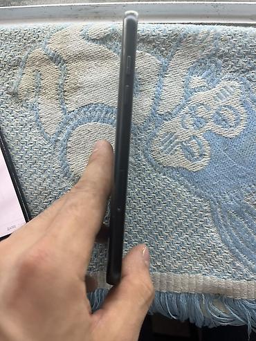 galaxy folder 2: Samsung Galaxy A3 2017, 16 GB, rəng - Qara, İki sim kartlı — 2