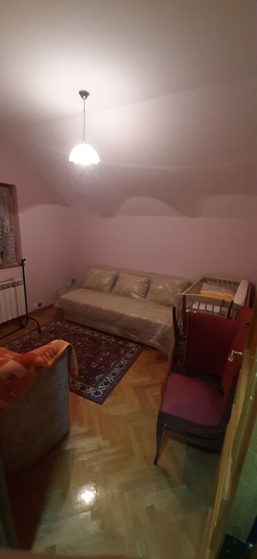 Kuće na prodaju: 290 kv. m, 6 soba — 2