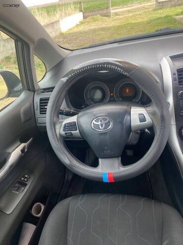 Toyota: Toyota Auris: 1.4 l. | 2010 έ. Χάτσμπακ — 10