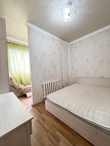 Продажа квартир: 2 комнаты, 44 м², 8 мкр Индивидуалка, 4 этаж — 2