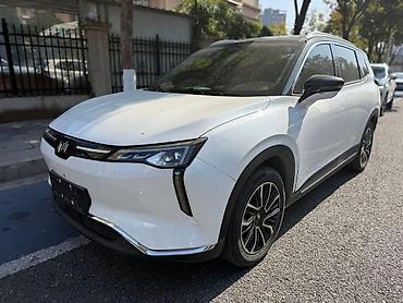 Weltmeister: Weltmeister W6, 2022 г., 1000 км, В наличии — 13