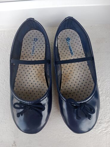 crne lakovane mokasine: Ballet shoes, Lc Waikiki, Size - 33