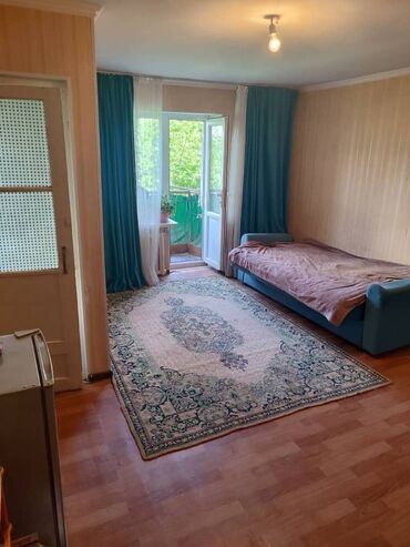 Долгосрочная аренда квартир: 1 комната, 29 м², Хрущевка, 3 этаж