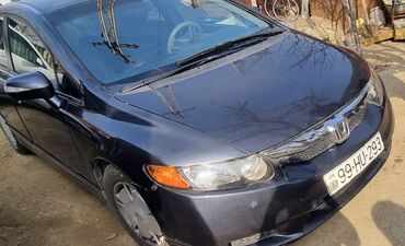 Honda: Honda Civic: 1.3 l | 2009 il Sedan