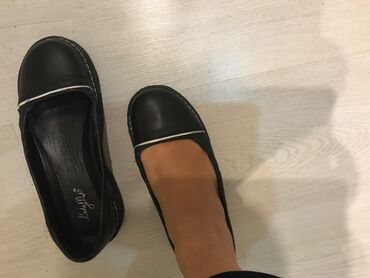 женские туфли: Туфли, Размер: 39, цвет - Черный, Б/у