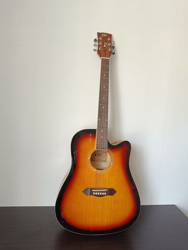 гитара продаю: Продается акустическая гитара 🎸, модель Gixe (GX 4176). Состояние