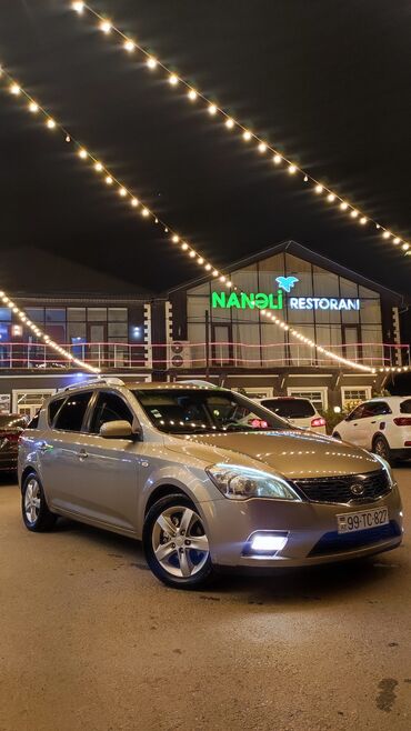 мерседес гигант 711: Kia Ceed: 1.6 l | 2011 il Universal