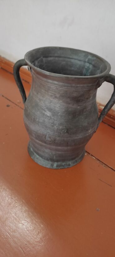 Əntiq qablar: Qedmi antik mis dolca