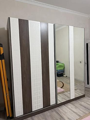 asilqan 65 azn: Geniş tutumlu sürgülü qapılı şkaf
Dolab,skaf,sfoner — 3