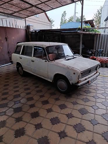 14 272 ман: ВАЗ (ЛАДА) 2102: 1984 г. — 4